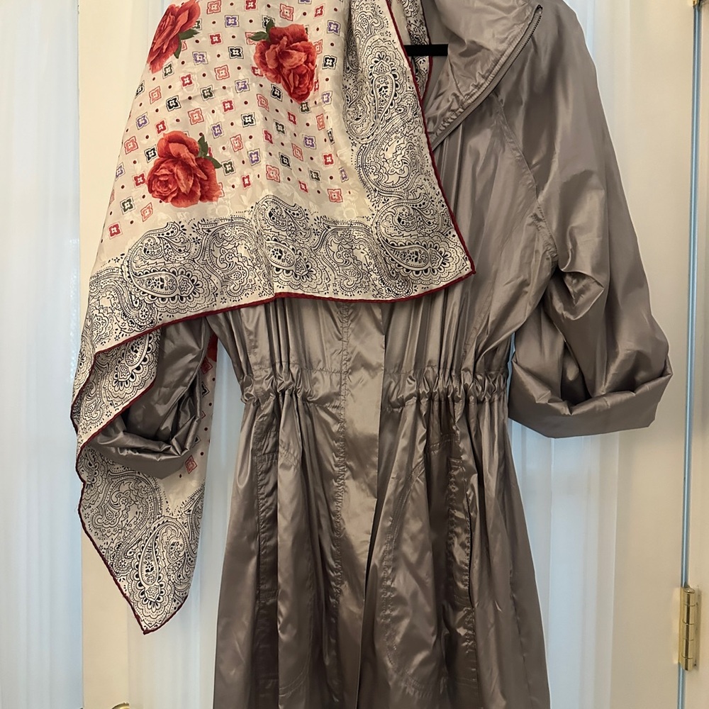 SPRING JACKETS! Anatomie silver windbreaker jacket size XL NWOT.